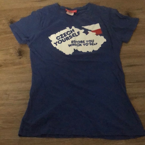 Fanclub Tops - EUC Fanclub super cute shirt